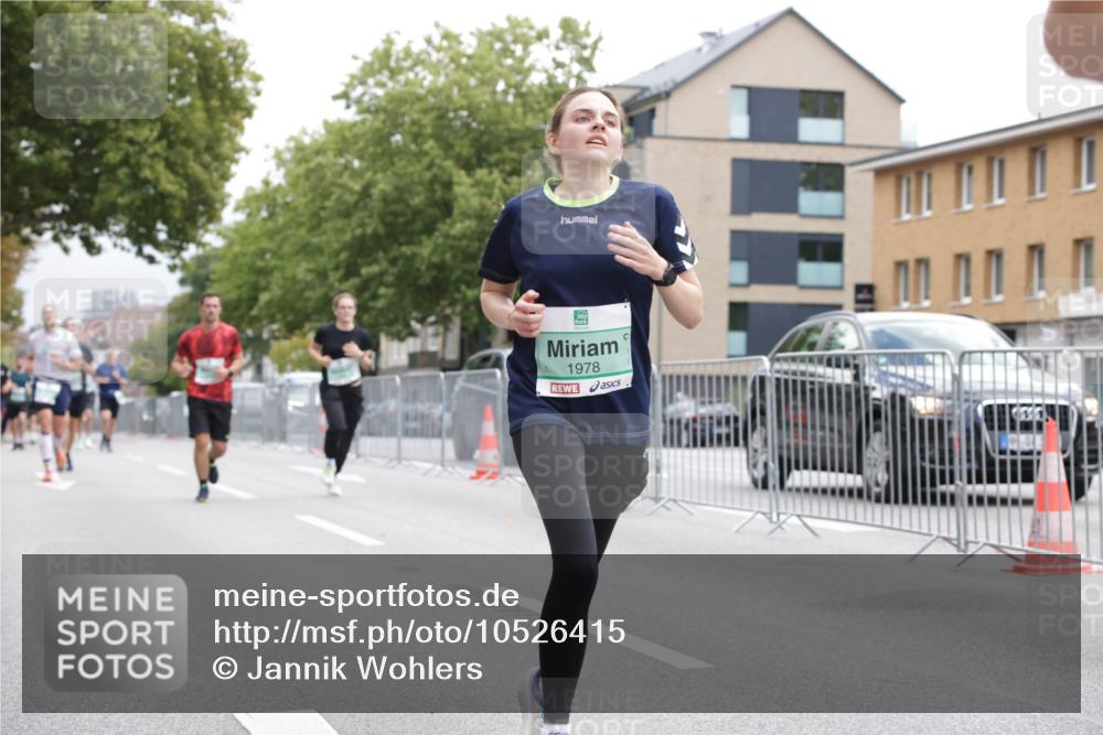 20.09.2026 - PSD Bank Halbmarathon Jannik Wohlers http://msf.ph/oto/10526415 20.09.2026 12:05:22 Laufen 1978 meine-sportfotos.de