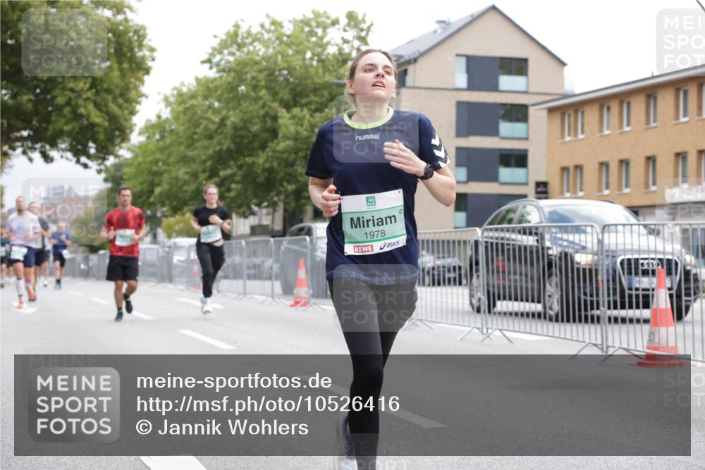 20.09.2026 - PSD Bank Halbmarathon Jannik Wohlers http://msf.ph/oto/10526416 20.09.2026 12:05:22 Laufen 1978 meine-sportfotos.de