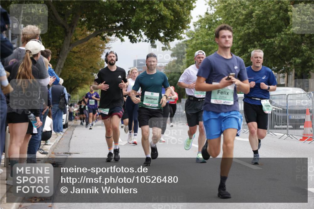20.09.2026 - PSD Bank Halbmarathon Jannik Wohlers http://msf.ph/oto/10526480 20.09.2026 12:05:31 Laufen 2461, 1405, 2254 meine-sportfotos.de