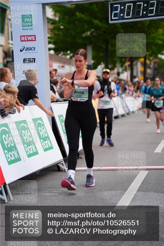20.09.2026 - PSD Bank Halbmarathon LAZAROV Photography http://msf.ph/oto/10526551 20.09.2026 12:07:30 Ziel 1089, 1376, 1875, 2190, 2559, 3352, 3493, 3667 meine-sportfotos.de