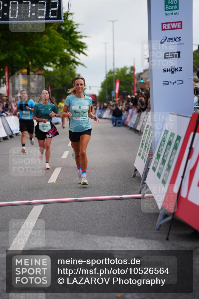 20.09.2026 - PSD Bank Halbmarathon LAZAROV Photography http://msf.ph/oto/10526564 20.09.2026 12:07:31 Ziel 1089, 1376, 1875, 2190, 2559, 2796, 3352, 3493, 3667 meine-sportfotos.de