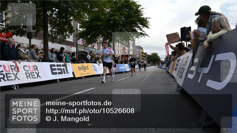 20.09.2026 - PSD Bank Halbmarathon J. Mangold http://msf.ph/oto/10526608 20.09.2026 12:08:00 Ziel 1228, 1886, 2298, 2340, 2875, 2905, 2970, 3128, 3130, 3466, 3753 meine-sportfotos.de