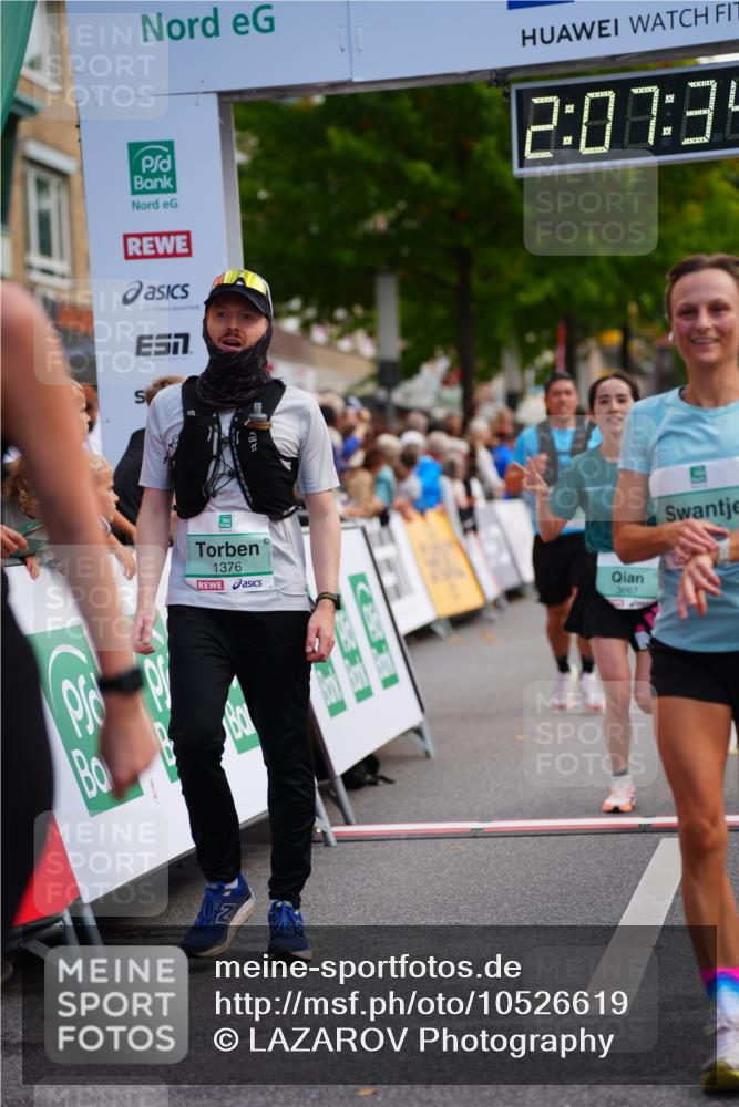 20.09.2026 - PSD Bank Halbmarathon LAZAROV Photography http://msf.ph/oto/10526619 20.09.2026 12:07:33 Ziel 1089, 1376, 1875, 2190, 2559, 2796, 3352, 3667 meine-sportfotos.de