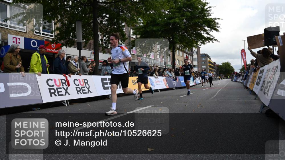 20.09.2026 - PSD Bank Halbmarathon J. Mangold http://msf.ph/oto/10526625 20.09.2026 12:08:01 Ziel 1886, 2298, 2340, 2875, 2905, 2970, 3128, 3130, 3466, 3753 meine-sportfotos.de