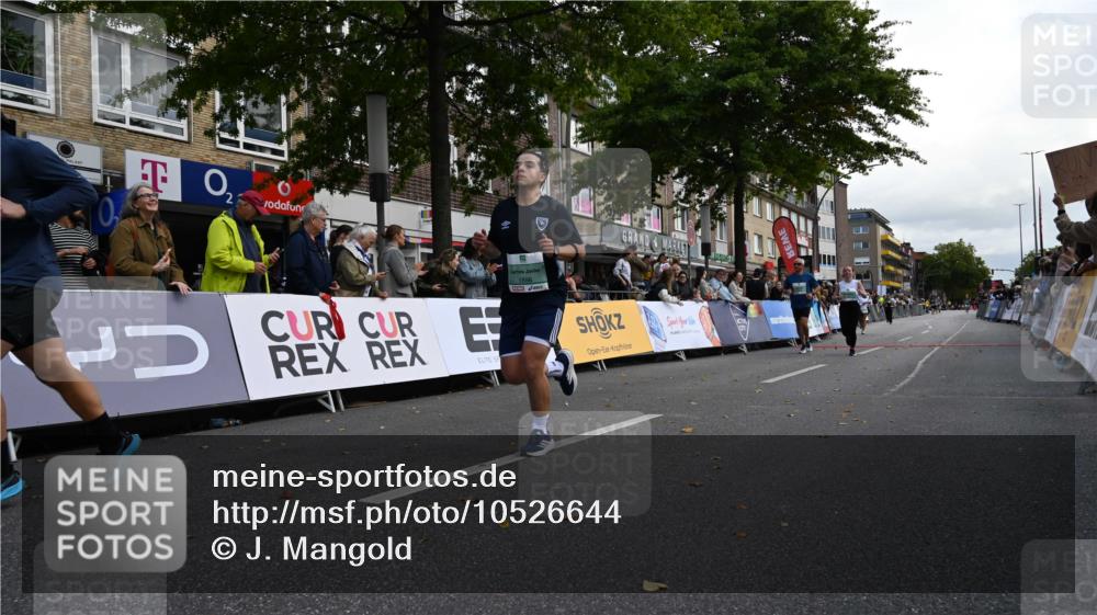 20.09.2026 - PSD Bank Halbmarathon J. Mangold http://msf.ph/oto/10526644 20.09.2026 12:08:03 Ziel 1886, 2298, 2340, 2905, 2970, 3466, 3753 meine-sportfotos.de