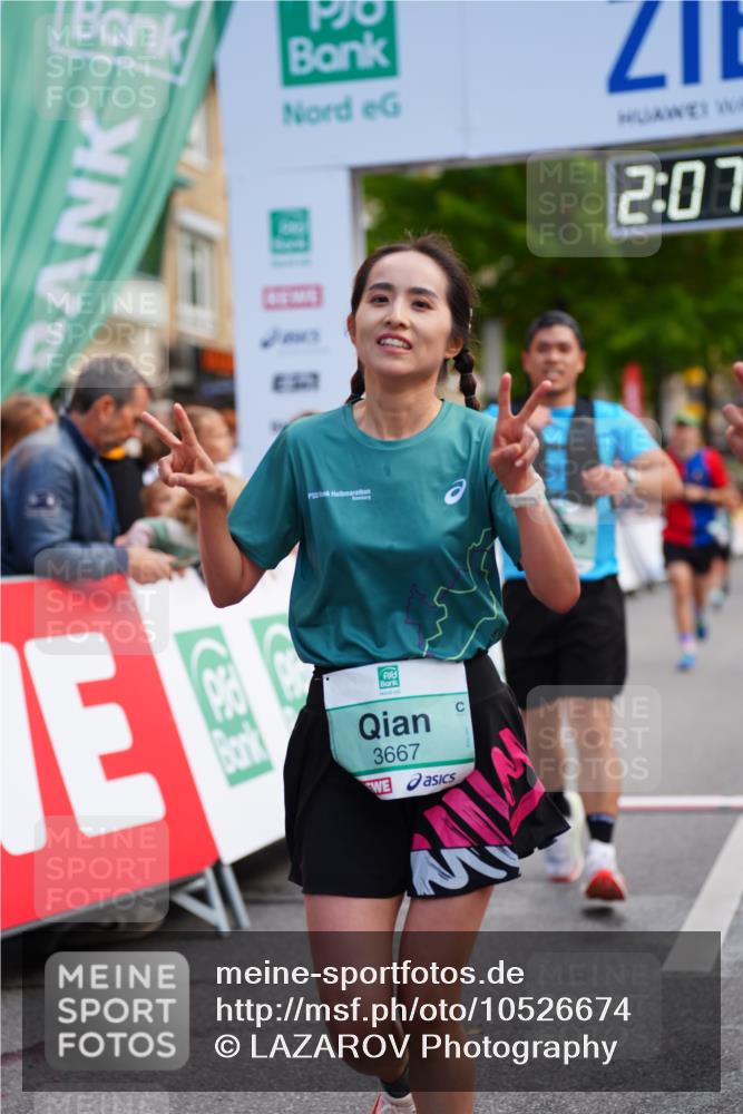 20.09.2026 - PSD Bank Halbmarathon LAZAROV Photography http://msf.ph/oto/10526674 20.09.2026 12:07:35 Ziel 1089, 1376, 1875, 2190, 2559, 2796, 3352, 3667, 4424 meine-sportfotos.de