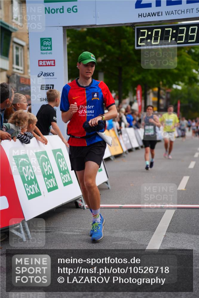20.09.2026 - PSD Bank Halbmarathon LAZAROV Photography http://msf.ph/oto/10526718 20.09.2026 12:07:39 Ziel 1376, 1522, 1622, 1875, 2652, 2796, 3352, 3667, 4424 meine-sportfotos.de