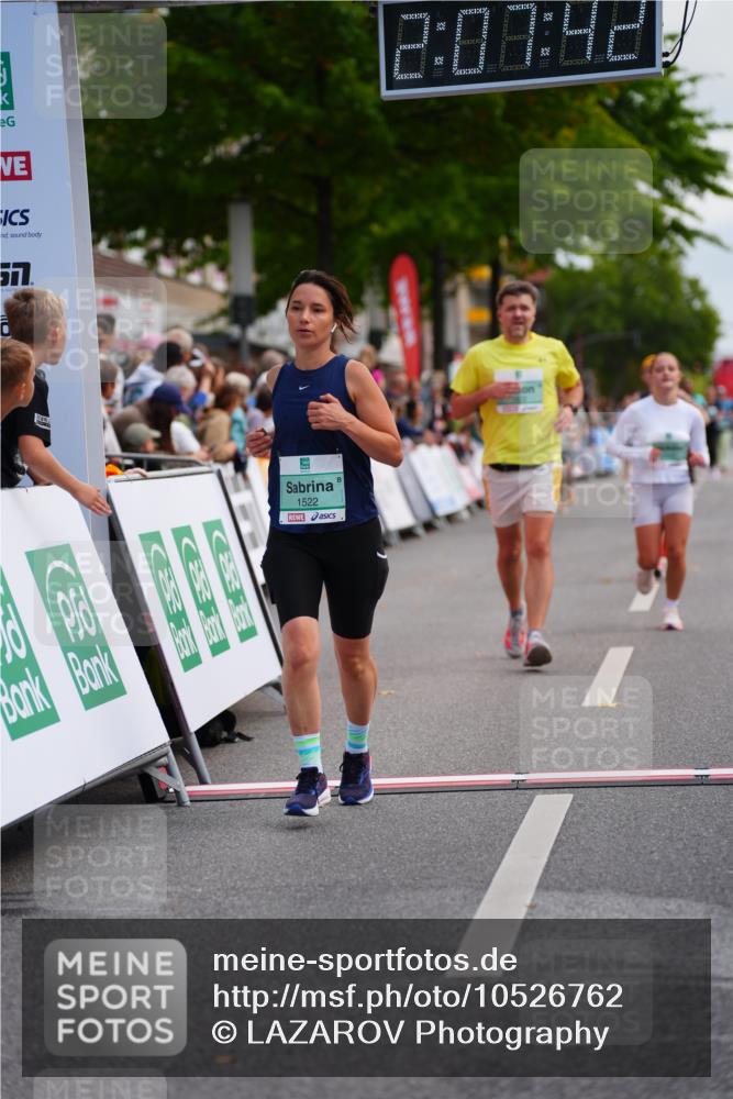 20.09.2026 - PSD Bank Halbmarathon LAZAROV Photography http://msf.ph/oto/10526762 20.09.2026 12:07:41 Ziel 1522, 1622, 1968, 2652, 2796, 3352, 3667, 4424 meine-sportfotos.de