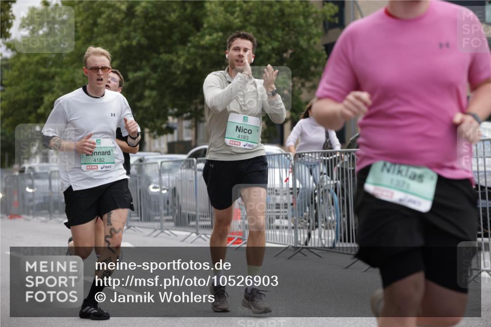 20.09.2026 - PSD Bank Halbmarathon Jannik Wohlers http://msf.ph/oto/10526903 20.09.2026 12:06:17 Laufen 4182, 4183, 1371 meine-sportfotos.de