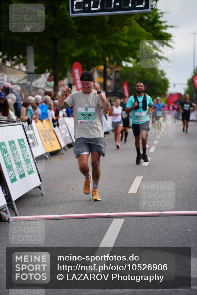 20.09.2026 - PSD Bank Halbmarathon LAZAROV Photography http://msf.ph/oto/10526906 20.09.2026 12:07:49 Ziel 1522, 1600, 1622, 1705, 1968, 2652, 3378 meine-sportfotos.de