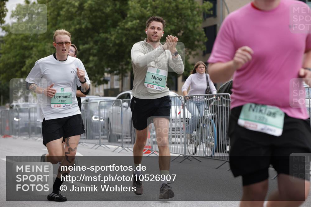 20.09.2026 - PSD Bank Halbmarathon Jannik Wohlers http://msf.ph/oto/10526907 20.09.2026 12:06:17 Laufen 4182, 4183, 1371 meine-sportfotos.de