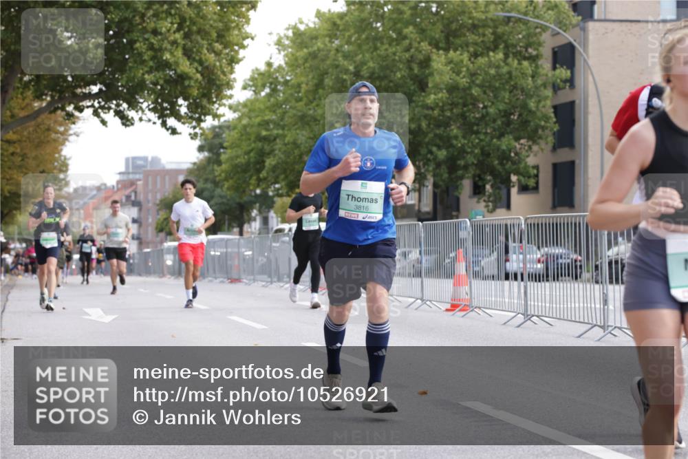 20.09.2026 - PSD Bank Halbmarathon Jannik Wohlers http://msf.ph/oto/10526921 20.09.2026 12:11:24 Laufen 3816 meine-sportfotos.de