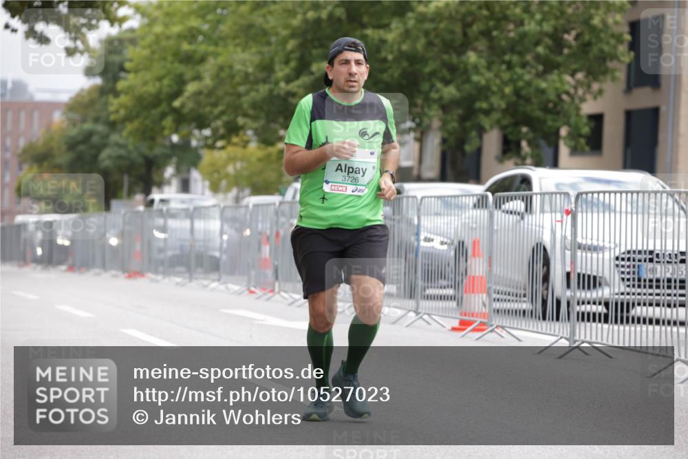 20.09.2026 - PSD Bank Halbmarathon Jannik Wohlers http://msf.ph/oto/10527023 20.09.2026 12:06:41 Laufen 3726 meine-sportfotos.de