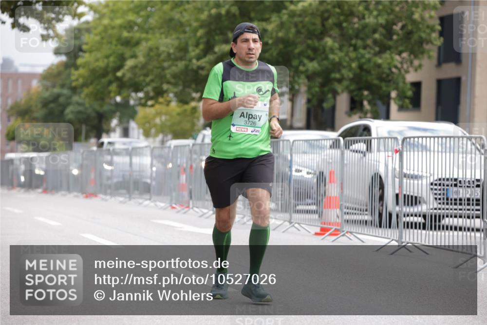 20.09.2026 - PSD Bank Halbmarathon Jannik Wohlers http://msf.ph/oto/10527026 20.09.2026 12:06:41 Laufen 3726 meine-sportfotos.de