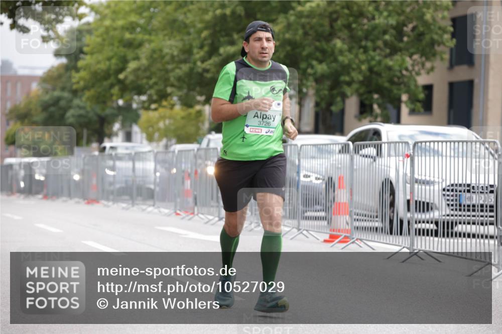 20.09.2026 - PSD Bank Halbmarathon Jannik Wohlers http://msf.ph/oto/10527029 20.09.2026 12:06:41 Laufen 3726 meine-sportfotos.de
