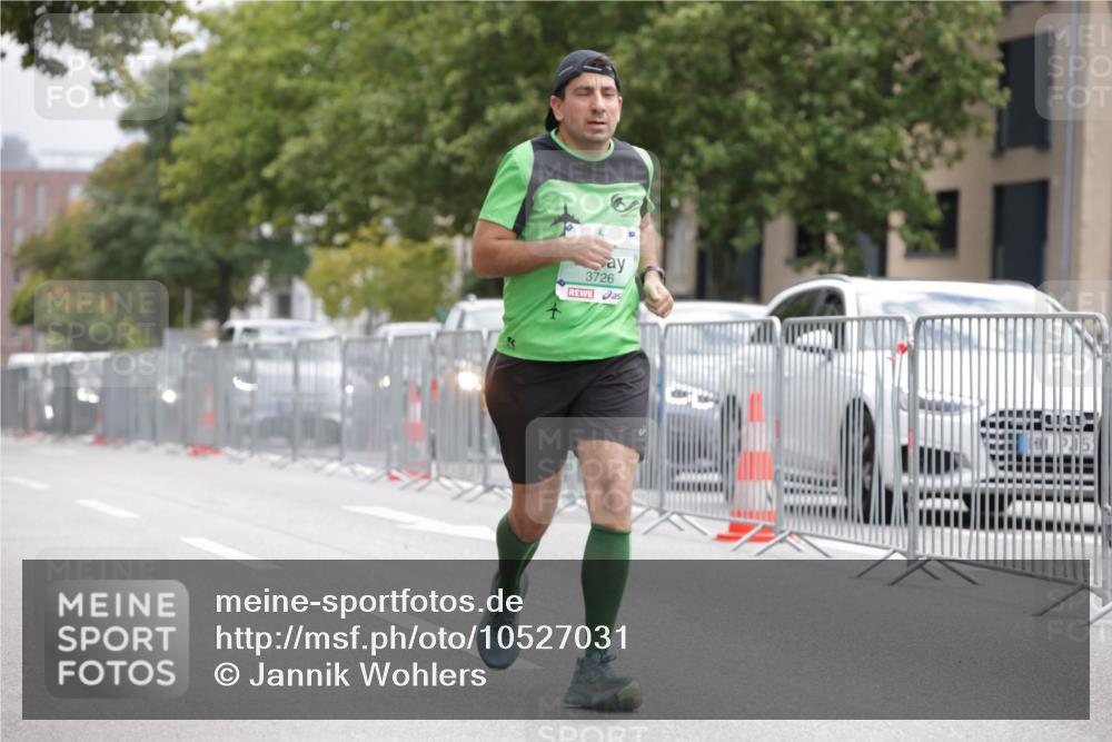 20.09.2026 - PSD Bank Halbmarathon Jannik Wohlers http://msf.ph/oto/10527031 20.09.2026 12:06:41 Laufen 3726 meine-sportfotos.de