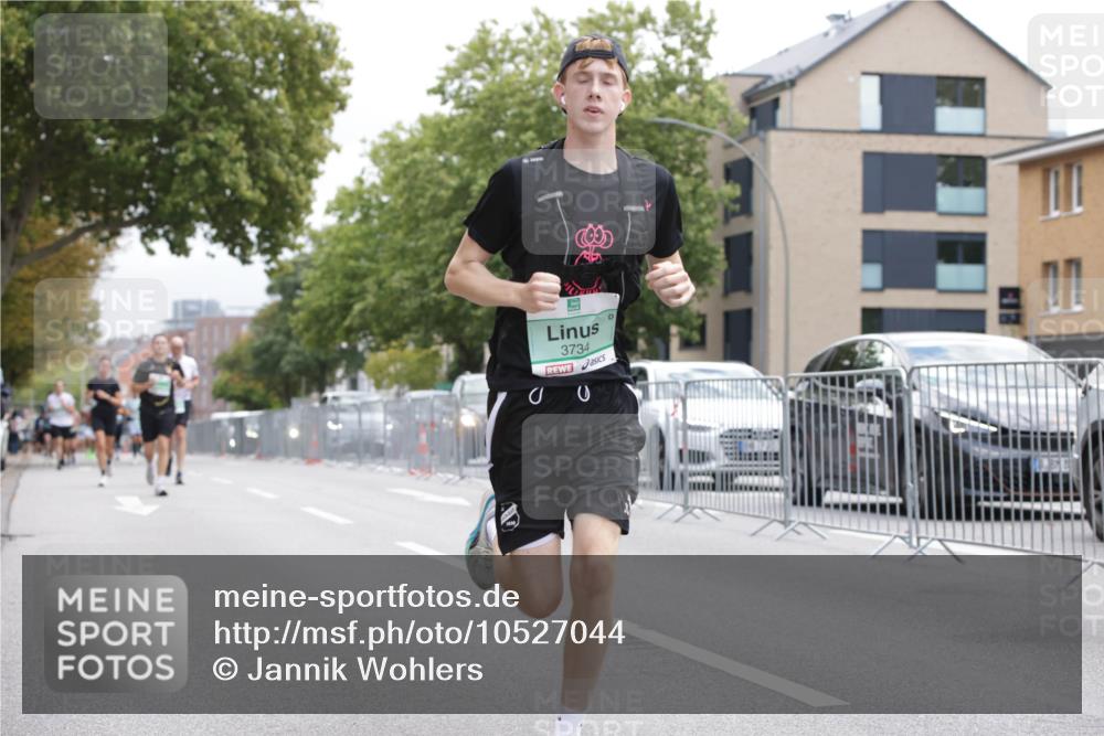 20.09.2026 - PSD Bank Halbmarathon Jannik Wohlers http://msf.ph/oto/10527044 20.09.2026 12:06:44 Laufen 3734 meine-sportfotos.de
