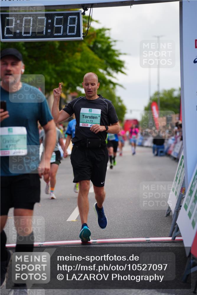 20.09.2026 - PSD Bank Halbmarathon LAZAROV Photography http://msf.ph/oto/10527097 20.09.2026 12:07:57 Ziel 1238, 1600, 1705, 2173, 3219, 3378, 3486, 3487, 4776 meine-sportfotos.de