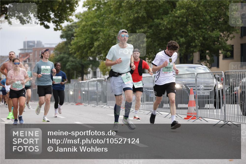 20.09.2026 - PSD Bank Halbmarathon Jannik Wohlers http://msf.ph/oto/10527124 20.09.2026 12:06:57 Laufen 1618, 1546, 3199 meine-sportfotos.de