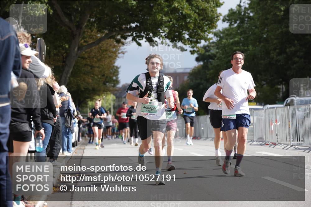 20.09.2026 - PSD Bank Halbmarathon Jannik Wohlers http://msf.ph/oto/10527191 20.09.2026 12:11:51 Laufen 4397 meine-sportfotos.de
