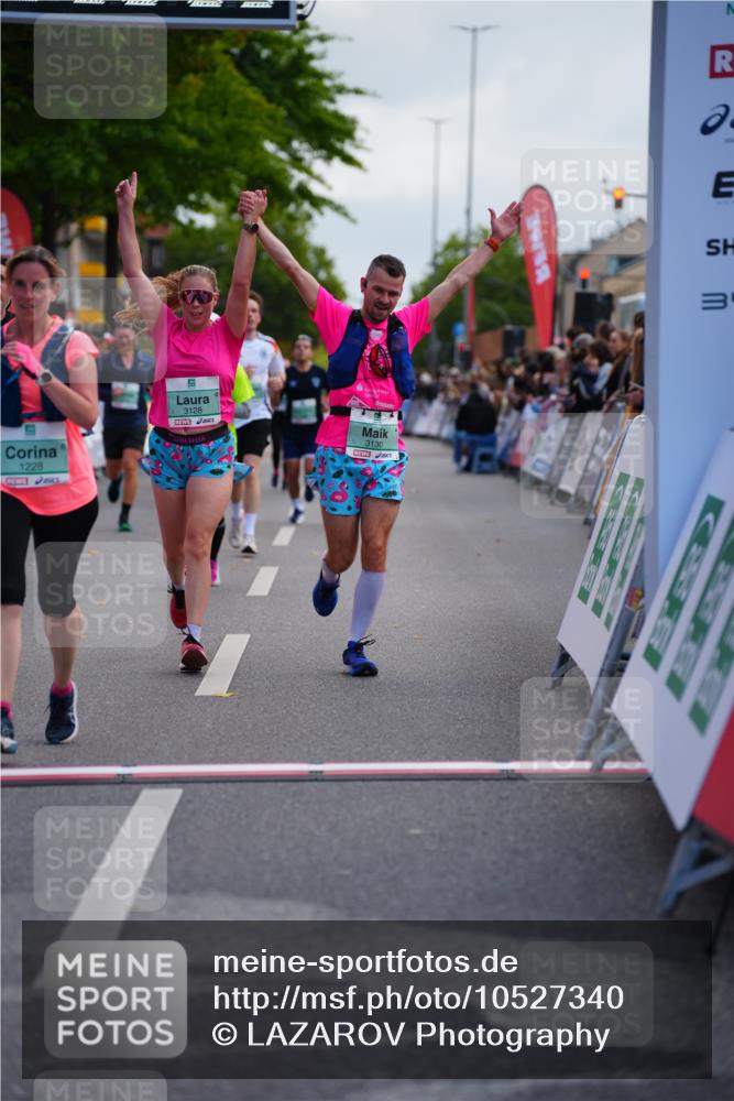20.09.2026 - PSD Bank Halbmarathon LAZAROV Photography http://msf.ph/oto/10527340 20.09.2026 12:08:08 Ziel 1228, 2499, 2875, 3128, 3130, 3466, 4502 meine-sportfotos.de