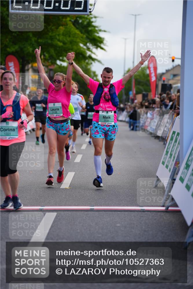 20.09.2026 - PSD Bank Halbmarathon LAZAROV Photography http://msf.ph/oto/10527363 20.09.2026 12:08:09 Ziel 1228, 2499, 2875, 3128, 3130, 3466, 3753, 4502 meine-sportfotos.de