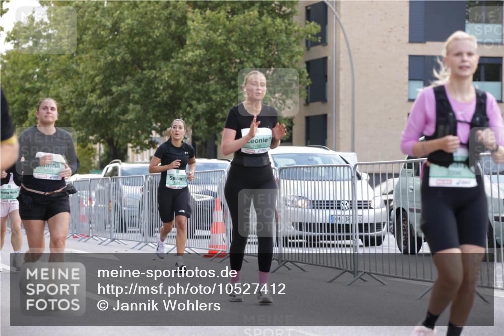 20.09.2026 - PSD Bank Halbmarathon Jannik Wohlers http://msf.ph/oto/10527412 20.09.2026 12:12:33 Laufen 2335, 3344, 1569, 1756, 90 meine-sportfotos.de