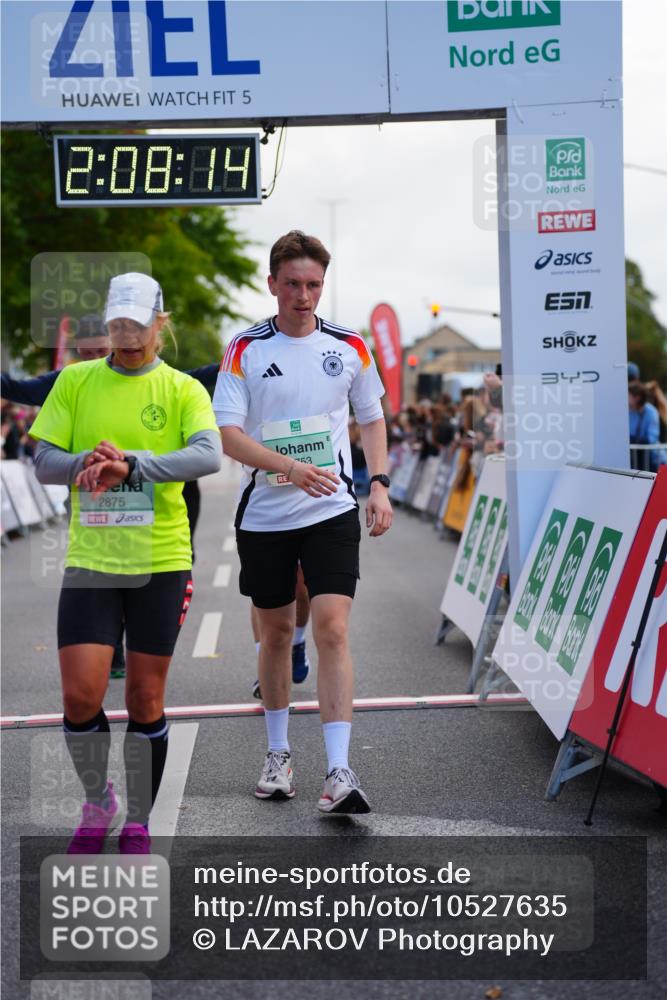 20.09.2026 - PSD Bank Halbmarathon LAZAROV Photography http://msf.ph/oto/10527635 20.09.2026 12:08:14 Ziel 1228, 1886, 2340, 2875, 2905, 2970, 3128, 3130, 3466, 3753 meine-sportfotos.de