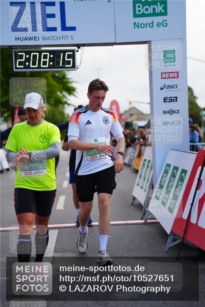 20.09.2026 - PSD Bank Halbmarathon LAZAROV Photography http://msf.ph/oto/10527651 20.09.2026 12:08:14 Ziel 1228, 1886, 2340, 2875, 2905, 2970, 3128, 3130, 3466, 3753 meine-sportfotos.de