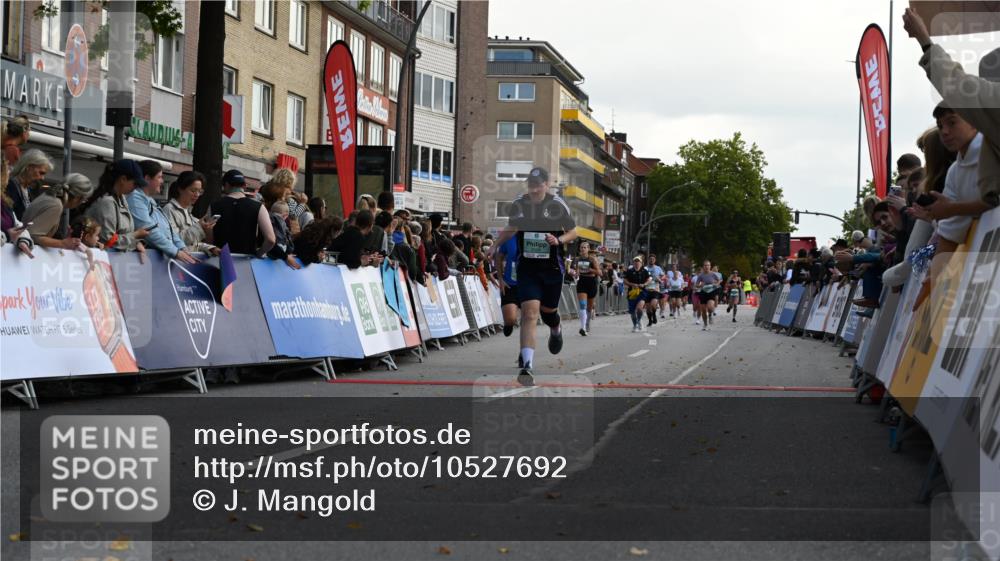 20.09.2026 - PSD Bank Halbmarathon J. Mangold http://msf.ph/oto/10527692 20.09.2026 12:09:46 Ziel 2018, 2434, 2497, 2599, 4196, 4703 meine-sportfotos.de