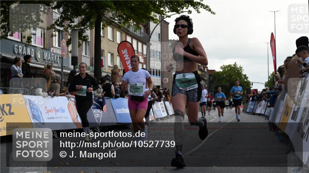 20.09.2026 - PSD Bank Halbmarathon J. Mangold http://msf.ph/oto/10527739 20.09.2026 12:10:01 Ziel 1075, 1076, 1179, 1180, 1878, 1942, 2278, 2667, 2826, 2963, 3338, 3897, 4301, 4397, 4490 meine-sportfotos.de