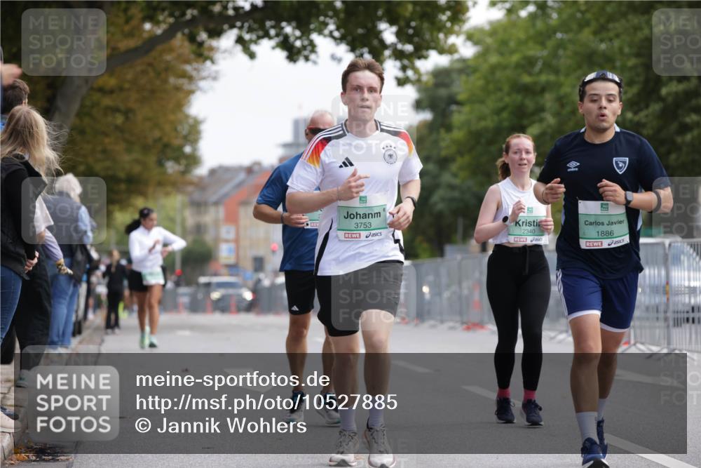 20.09.2026 - PSD Bank Halbmarathon Jannik Wohlers http://msf.ph/oto/10527885 20.09.2026 12:09:53 Laufen 3753, 2340, 1886 meine-sportfotos.de