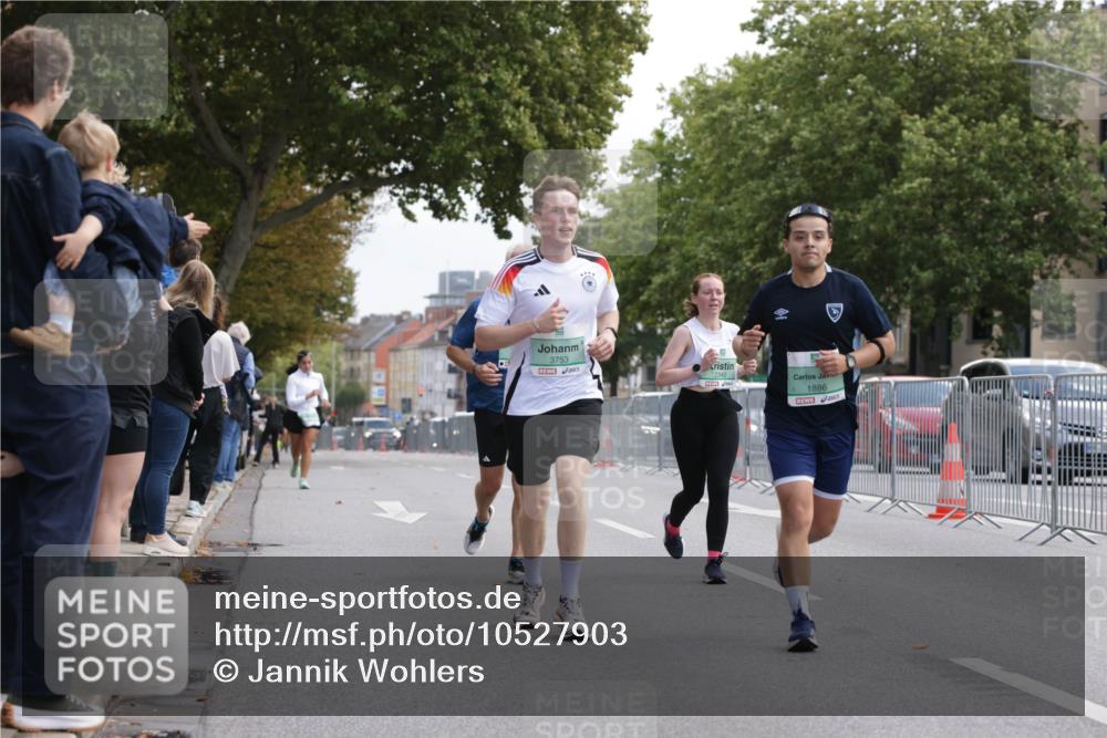 20.09.2026 - PSD Bank Halbmarathon Jannik Wohlers http://msf.ph/oto/10527903 20.09.2026 12:09:54 Laufen 3753, 1886 meine-sportfotos.de