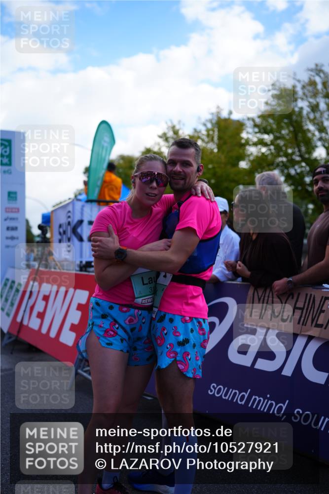 20.09.2026 - PSD Bank Halbmarathon LAZAROV Photography http://msf.ph/oto/10527921 20.09.2026 12:08:28 Ziel 2298 meine-sportfotos.de