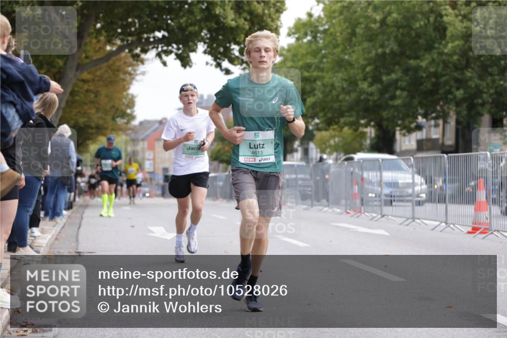 20.09.2026 - PSD Bank Halbmarathon Jannik Wohlers http://msf.ph/oto/10528026 20.09.2026 12:10:22 Laufen 4613 meine-sportfotos.de
