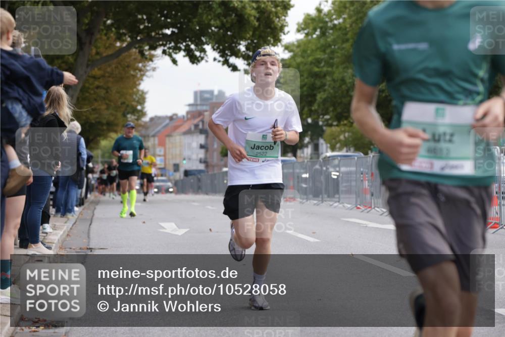 20.09.2026 - PSD Bank Halbmarathon Jannik Wohlers http://msf.ph/oto/10528058 20.09.2026 12:10:24 Laufen 2522 meine-sportfotos.de