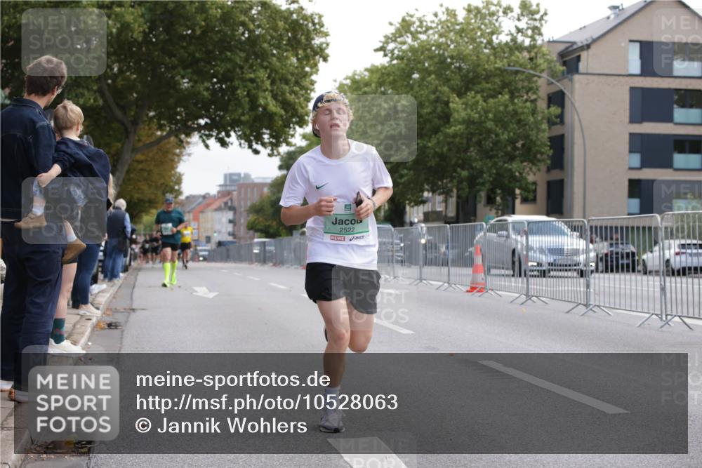 20.09.2026 - PSD Bank Halbmarathon Jannik Wohlers http://msf.ph/oto/10528063 20.09.2026 12:10:25 Laufen 2522 meine-sportfotos.de