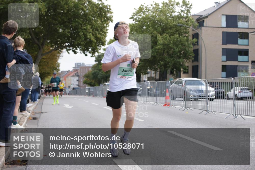 20.09.2026 - PSD Bank Halbmarathon Jannik Wohlers http://msf.ph/oto/10528071 20.09.2026 12:10:25 Laufen 2522 meine-sportfotos.de