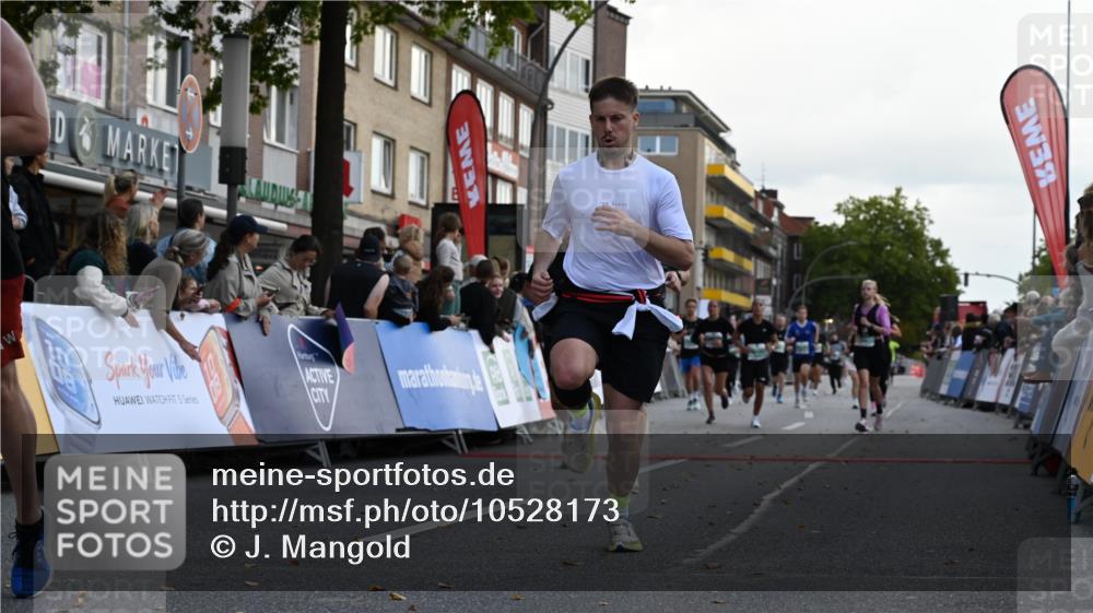 20.09.2026 - PSD Bank Halbmarathon J. Mangold http://msf.ph/oto/10528173 20.09.2026 12:10:41 Ziel 1569, 1756, 2072, 3122, 3344, 3396, 3475, 3680, 3877, 4083, 4186, 4530, 4701 meine-sportfotos.de