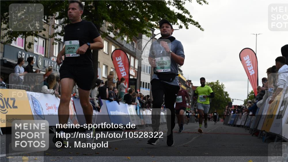 20.09.2026 - PSD Bank Halbmarathon J. Mangold http://msf.ph/oto/10528322 20.09.2026 12:10:56 Ziel 1752, 2335, 2359, 2602, 2610, 3405, 3752, 4401, 4402 meine-sportfotos.de