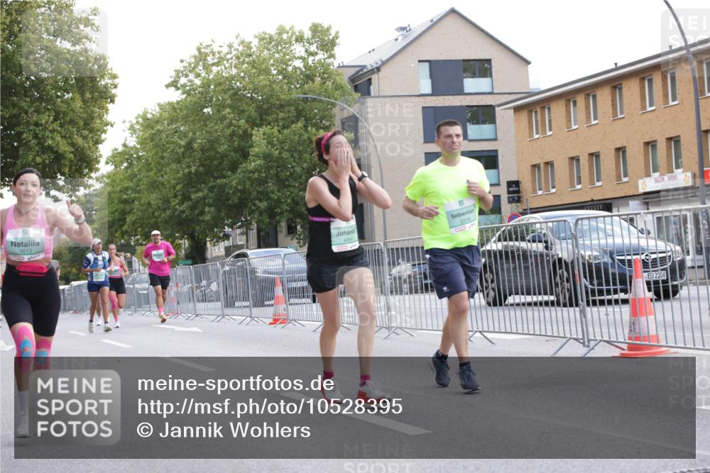 20.09.2026 - PSD Bank Halbmarathon Jannik Wohlers http://msf.ph/oto/10528395 20.09.2026 12:11:13 Laufen 3813, 4064, 3339, 2208 meine-sportfotos.de