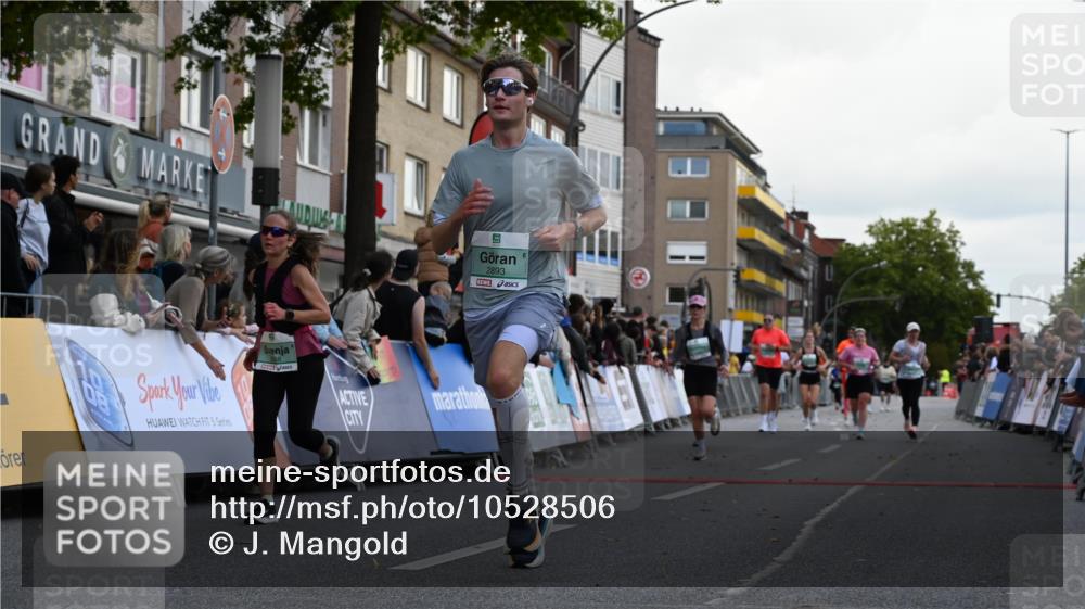 20.09.2026 - PSD Bank Halbmarathon J. Mangold http://msf.ph/oto/10528506 20.09.2026 12:11:17 Ziel 1267, 1579, 2357, 2368, 2475, 2739, 2893, 3145, 3172, 3261, 3853, 4452 meine-sportfotos.de
