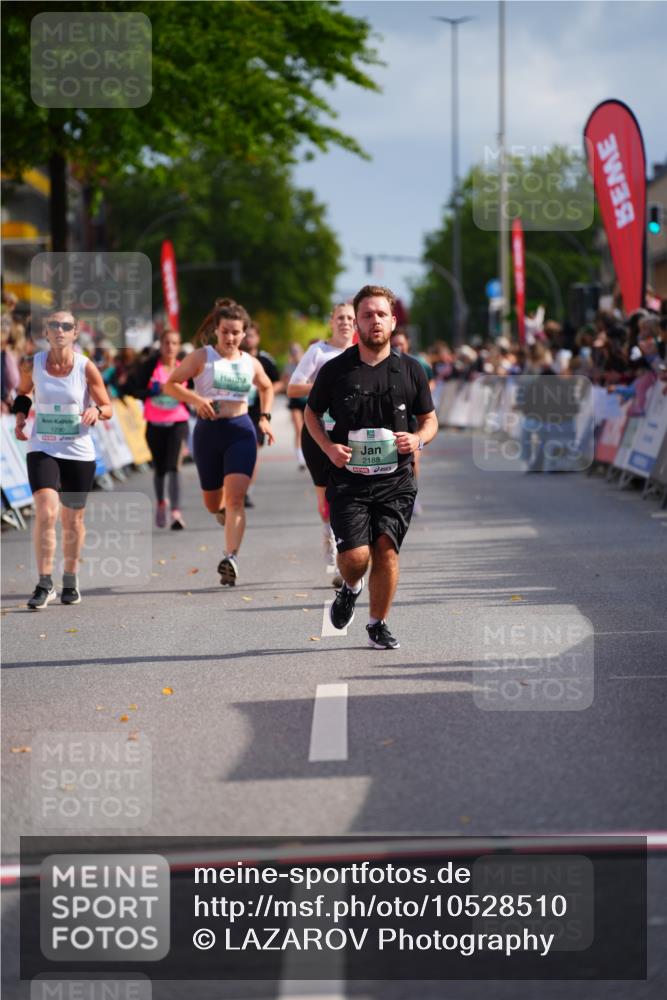 20.09.2026 - PSD Bank Halbmarathon LAZAROV Photography http://msf.ph/oto/10528510 20.09.2026 12:09:09 Ziel 1290, 1534, 2188, 2621, 3250, 3279, 3690, 4046 meine-sportfotos.de