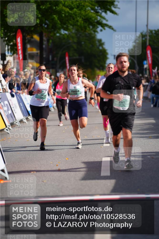 20.09.2026 - PSD Bank Halbmarathon LAZAROV Photography http://msf.ph/oto/10528536 20.09.2026 12:09:10 Ziel 1290, 1534, 2188, 2621, 3250, 3279, 3690, 4046 meine-sportfotos.de
