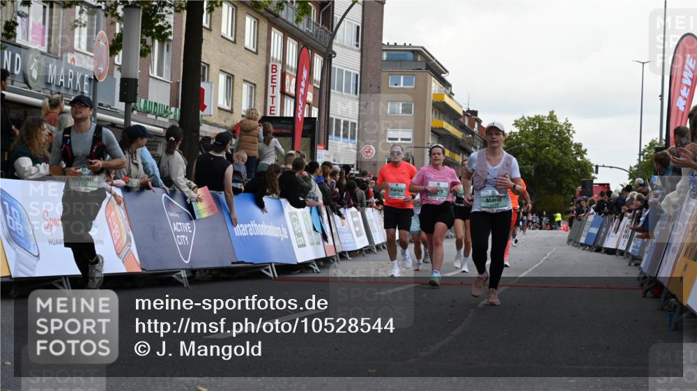 20.09.2026 - PSD Bank Halbmarathon J. Mangold http://msf.ph/oto/10528544 20.09.2026 12:11:22 Ziel 1267, 1579, 2243, 2368, 2475, 2893, 3145, 3172, 3261, 3853, 3854, 4129, 4452 meine-sportfotos.de