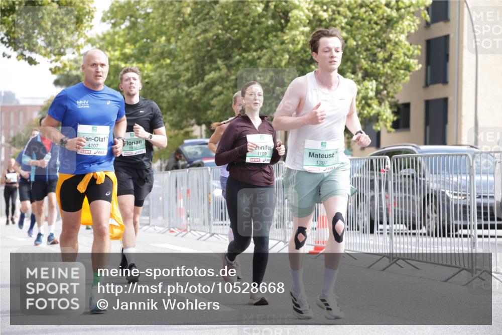 20.09.2026 - PSD Bank Halbmarathon Jannik Wohlers http://msf.ph/oto/10528668 20.09.2026 12:15:38 Laufen 4207, 1935, 1109, 1397 meine-sportfotos.de