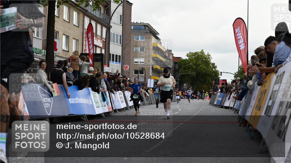 20.09.2026 - PSD Bank Halbmarathon J. Mangold http://msf.ph/oto/10528684 20.09.2026 12:11:33 Ziel 1858, 2081, 2243, 3094, 3210 meine-sportfotos.de
