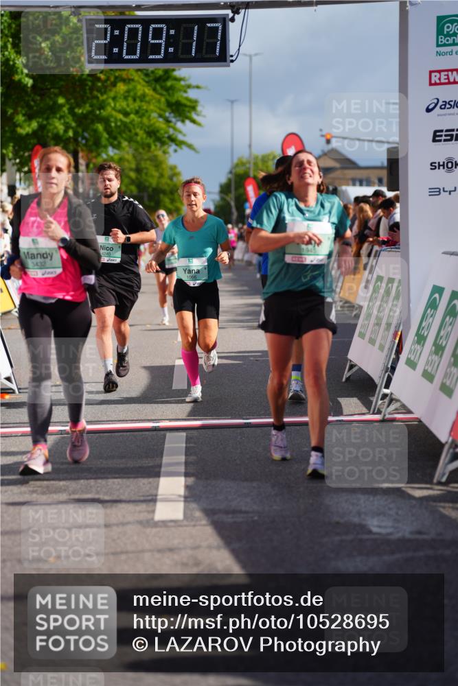 20.09.2026 - PSD Bank Halbmarathon LAZAROV Photography http://msf.ph/oto/10528695 20.09.2026 12:09:17 Ziel 1065, 1066, 1290, 1534, 1945, 2188, 2405, 3250, 3432, 4240 meine-sportfotos.de