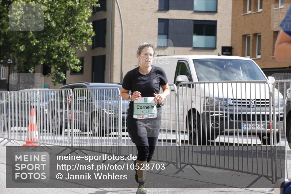 20.09.2026 - PSD Bank Halbmarathon Jannik Wohlers http://msf.ph/oto/10528703 20.09.2026 12:15:49 Laufen 1373, 6858 meine-sportfotos.de