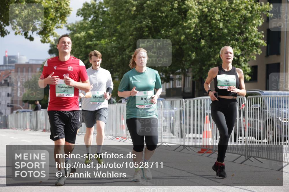 20.09.2026 - PSD Bank Halbmarathon Jannik Wohlers http://msf.ph/oto/10528711 20.09.2026 12:15:52 Laufen 3416, 3758, 1588, 1848 meine-sportfotos.de